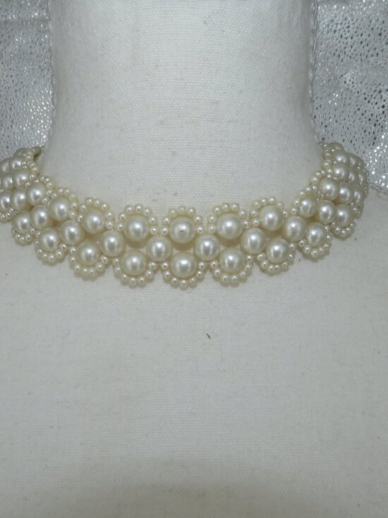 Source unknown Jewelry - pearl choker necklace white woven beaded vintage adjustable length 17in to 20in